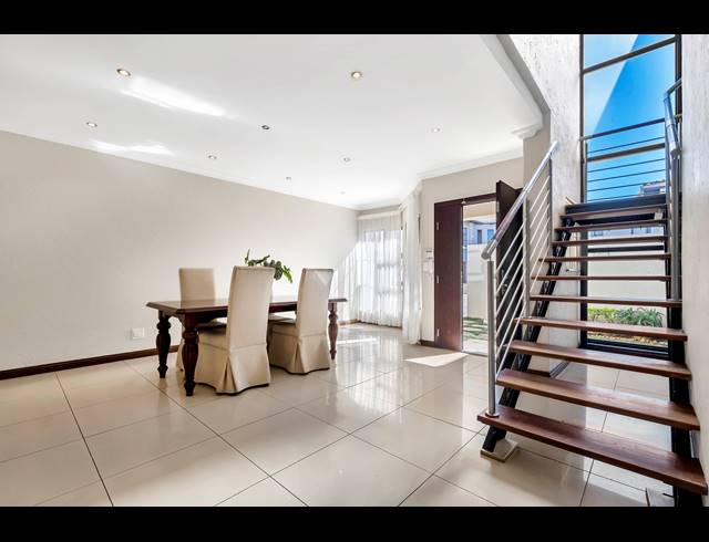 4 BEDROOM HOUSE FOR SALE IN HYDE PARK